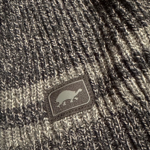 Turtle Fur Mr. Happy Recycled Ocean Ragg Wool Gray fleece lined Beanie hat - Picture 2 of 4